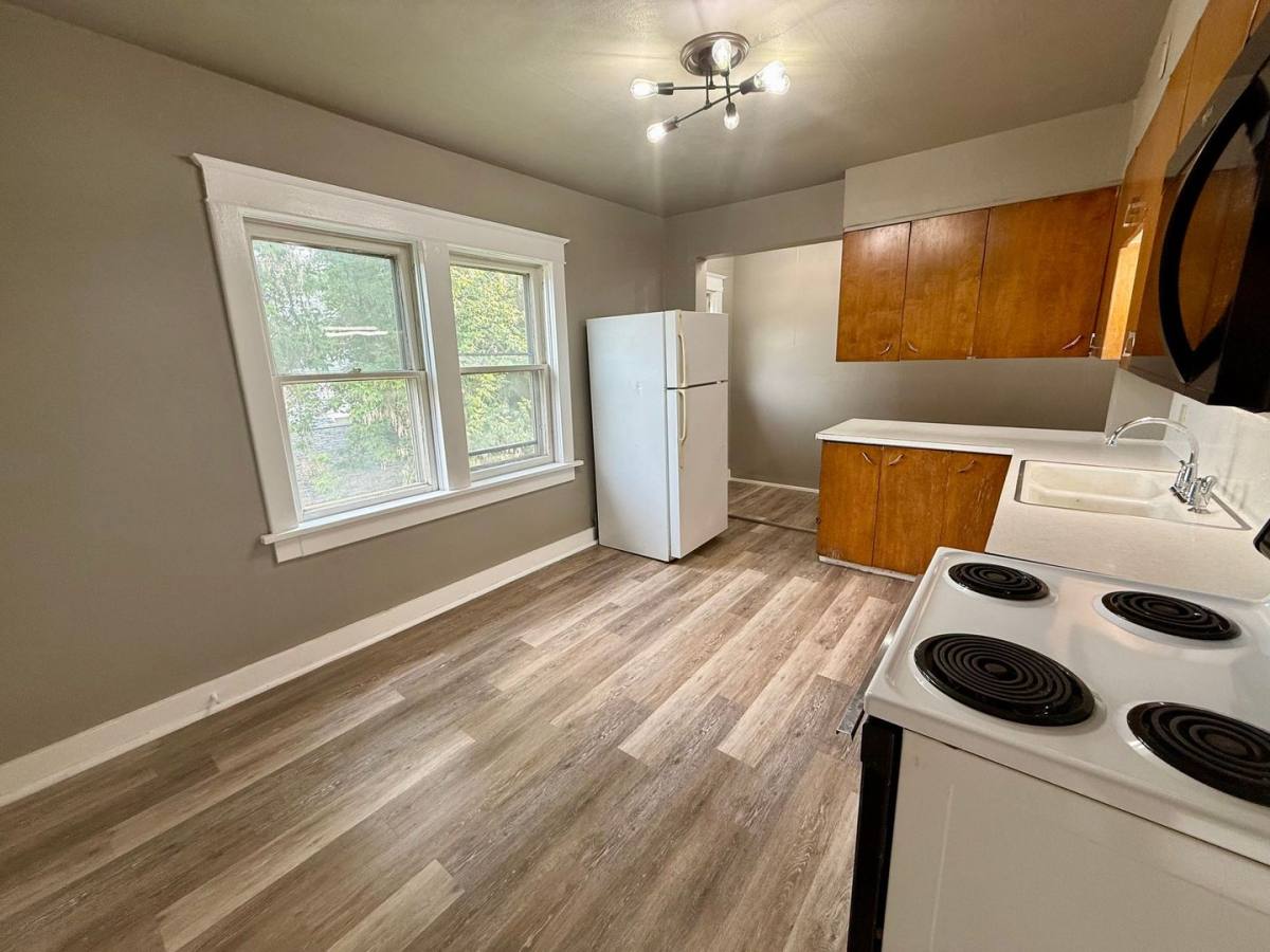 Apartment for rent at 709-11 Henrietta St, Wausau, WI 54403