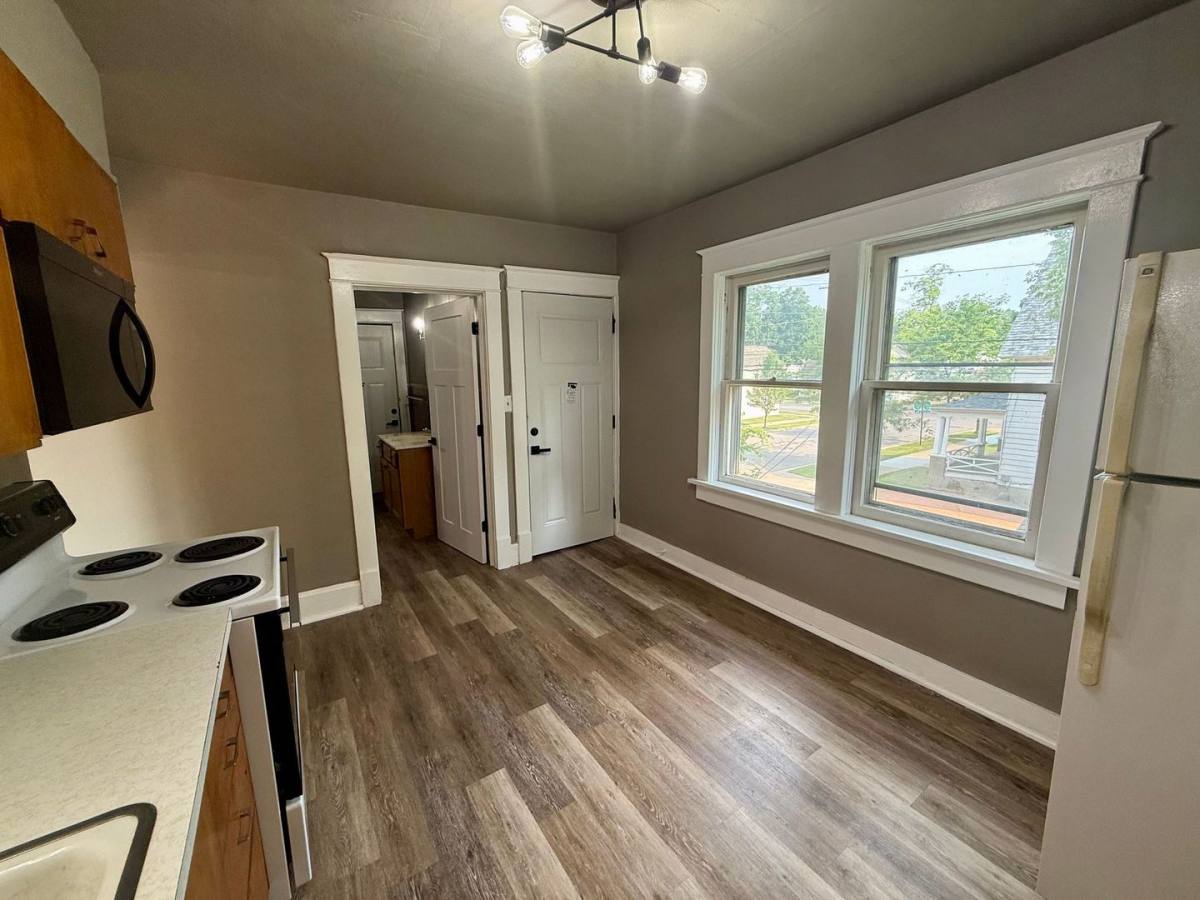 Apartment for rent at 709-11 Henrietta St, Wausau, WI 54403