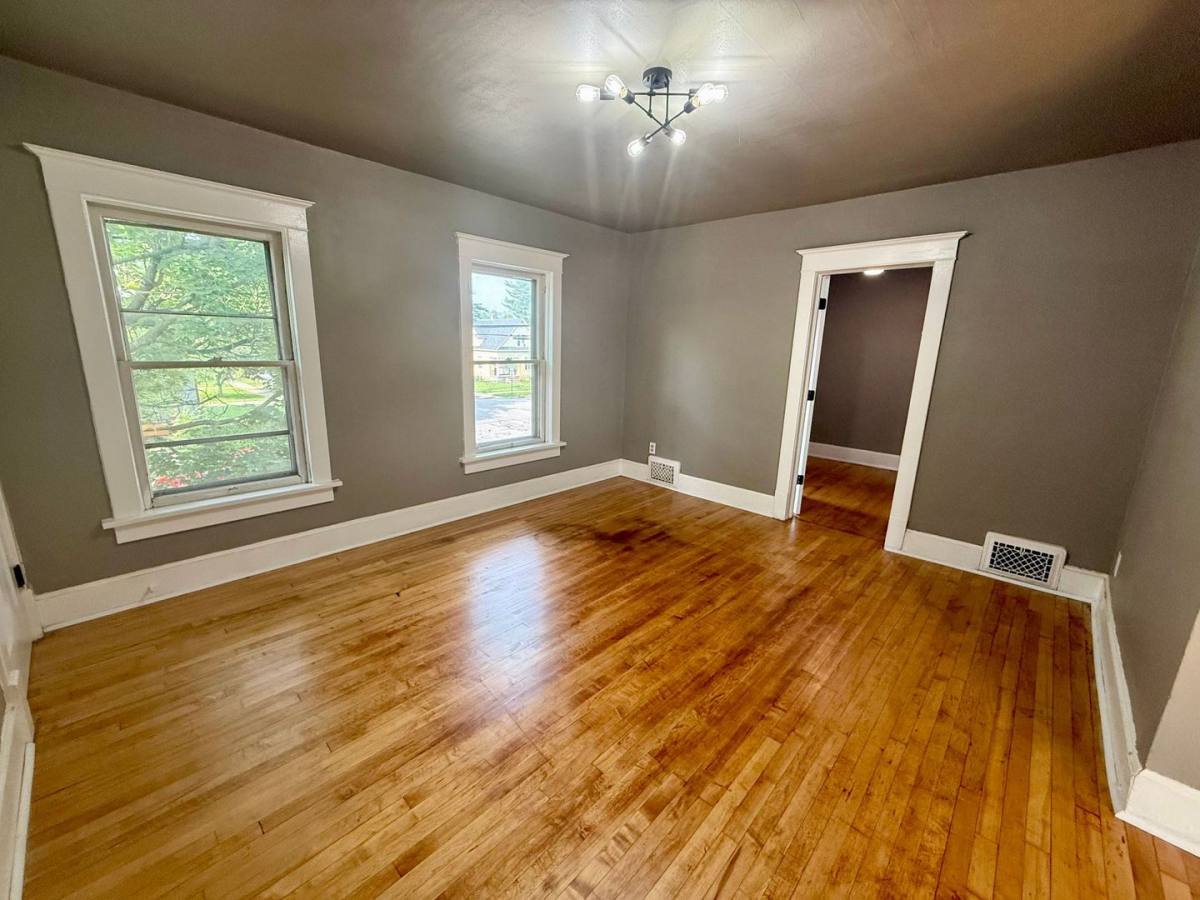 Apartment for rent at 709-11 Henrietta St, Wausau, WI 54403