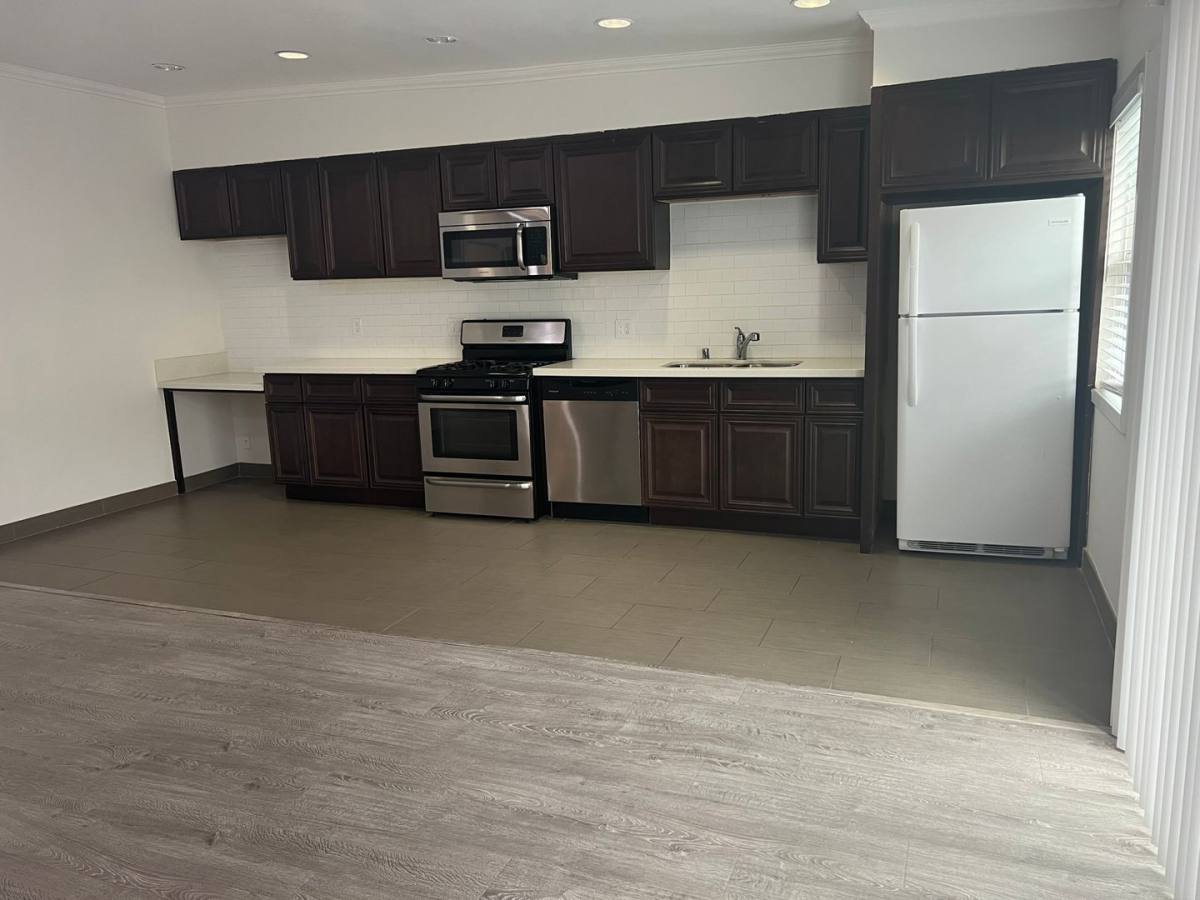 Apartment for rent at 11601 Gorham Ave, Los Angeles, CA 90049