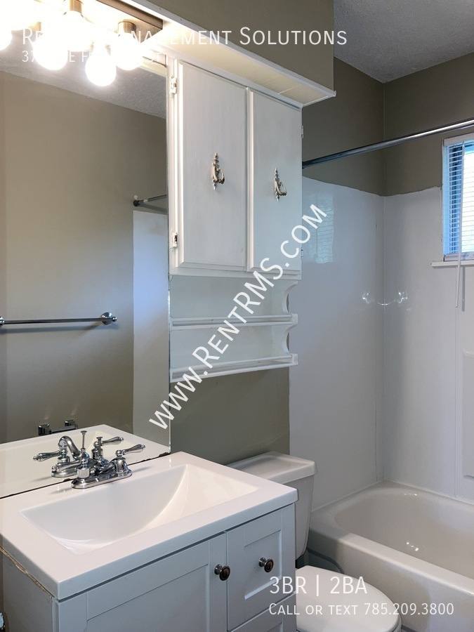 House for rent at 3729 SE Fremont St, Topeka, KS 66609