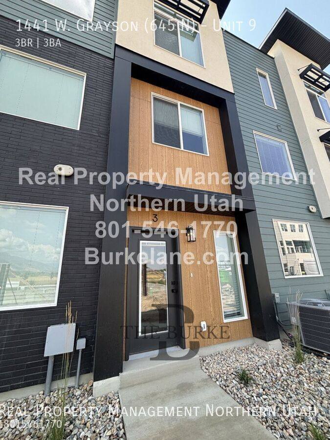 Townhouse for rent at 1441 W Grayson 645 N #9, Farmington, UT 84025