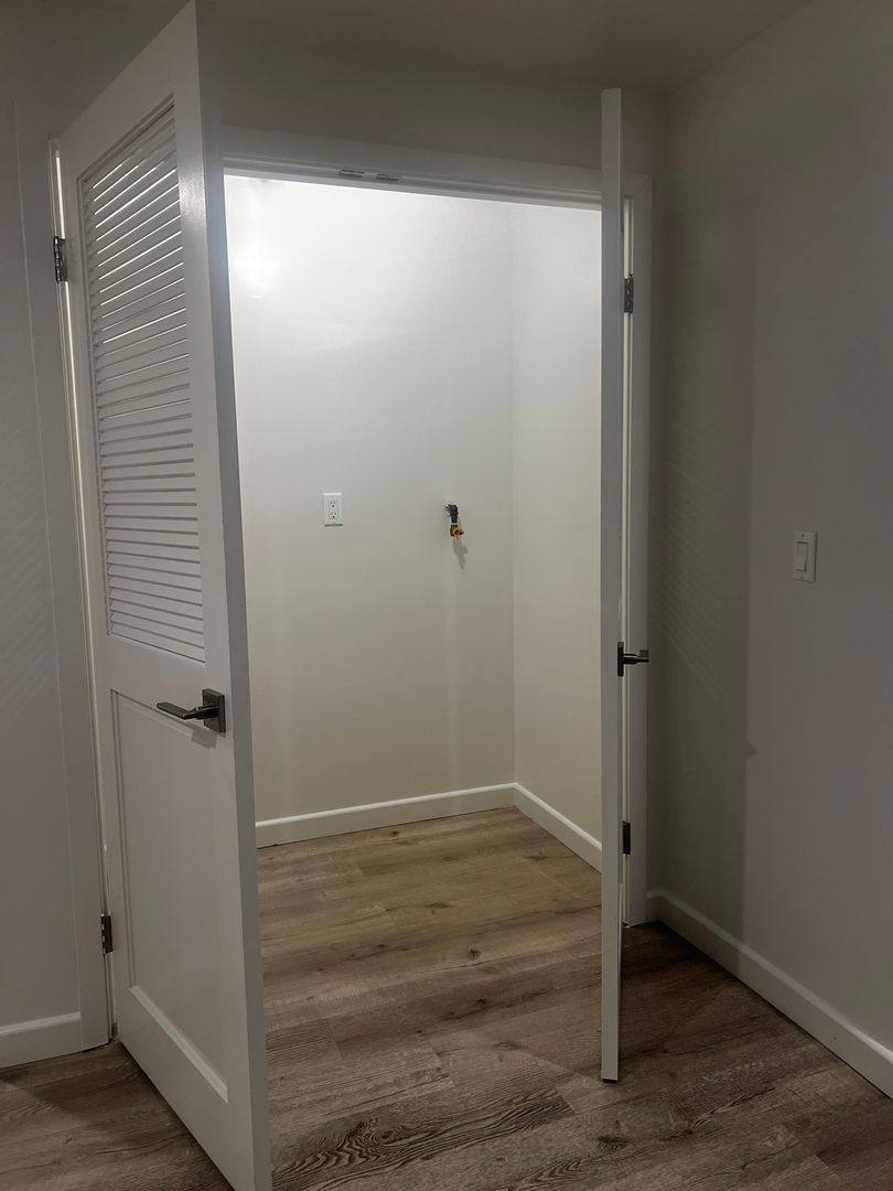 Apartment for rent at 15755 Saticoy St, Van Nuys, CA 91406