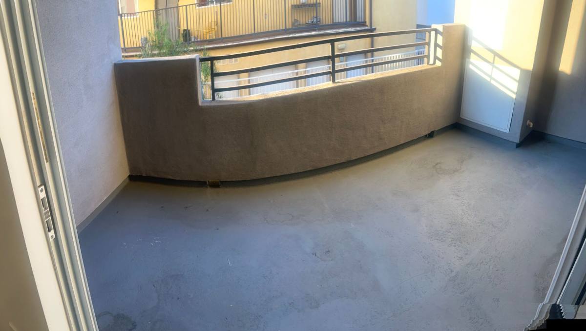 Apartment for rent at 15755 Saticoy St, Van Nuys, CA 91406