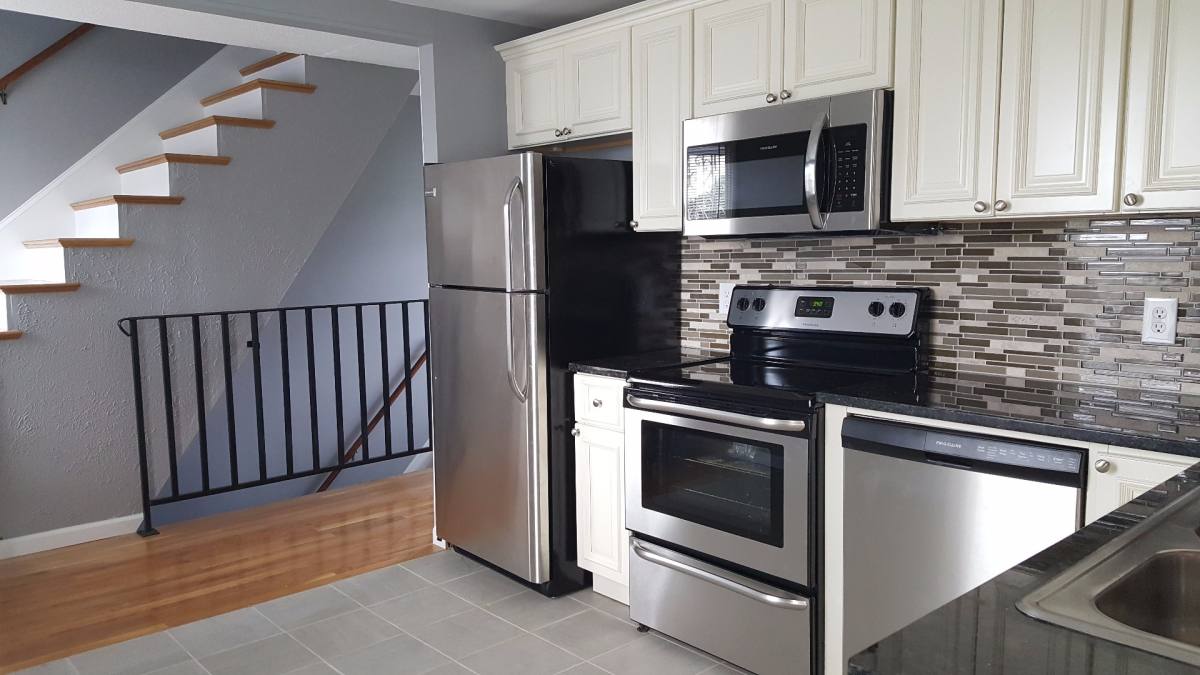 House for rent at 81 Summer St #2, Watertown, MA 02472