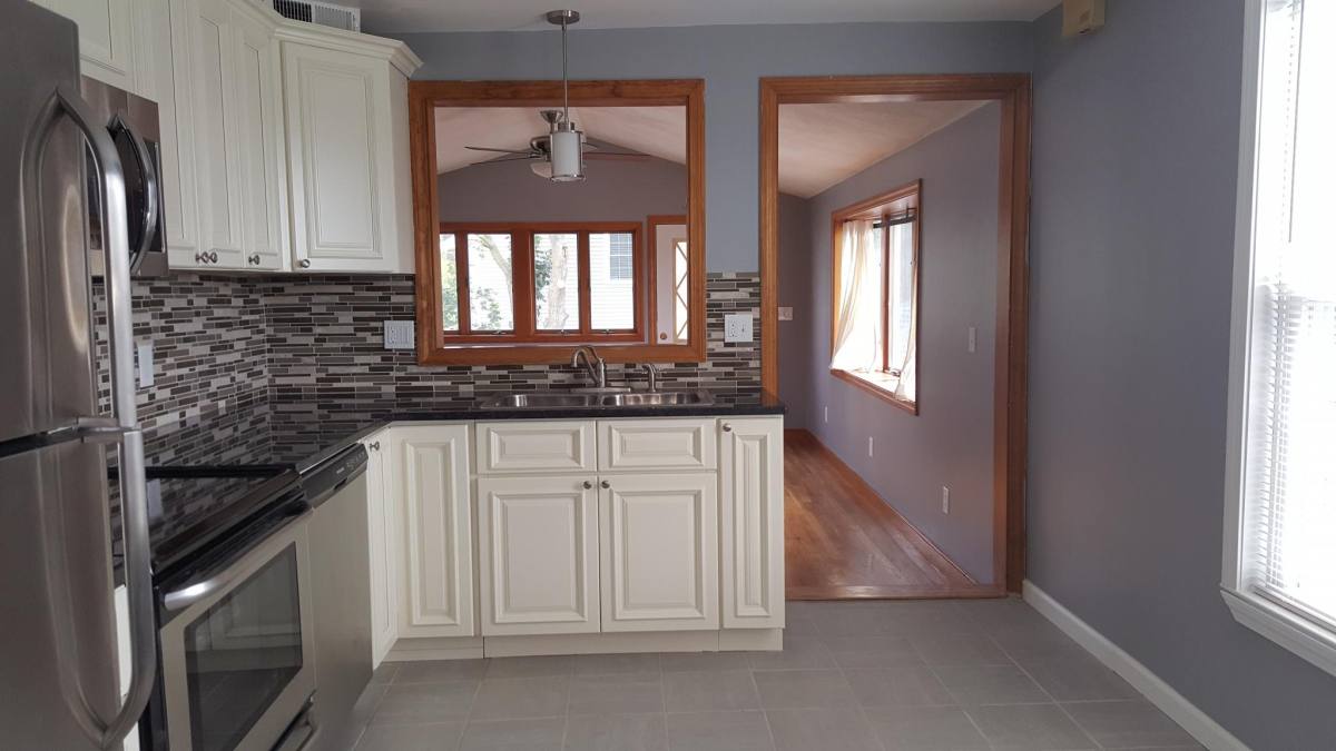 House for rent at 81 Summer St #2, Watertown, MA 02472