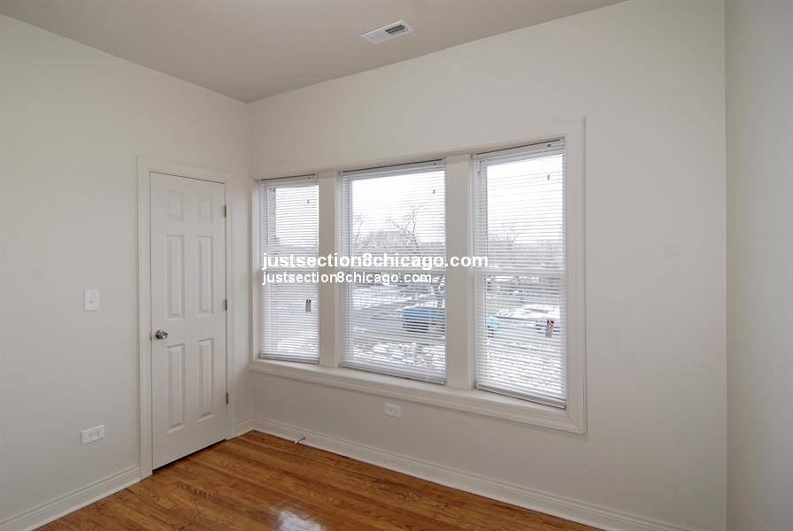 Apartment for rent at 5148 W Huron #1, Chicago, IL 60644