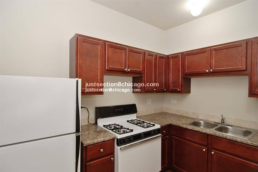 Apartment for rent at 5148 W Huron #1, Chicago, IL 60644