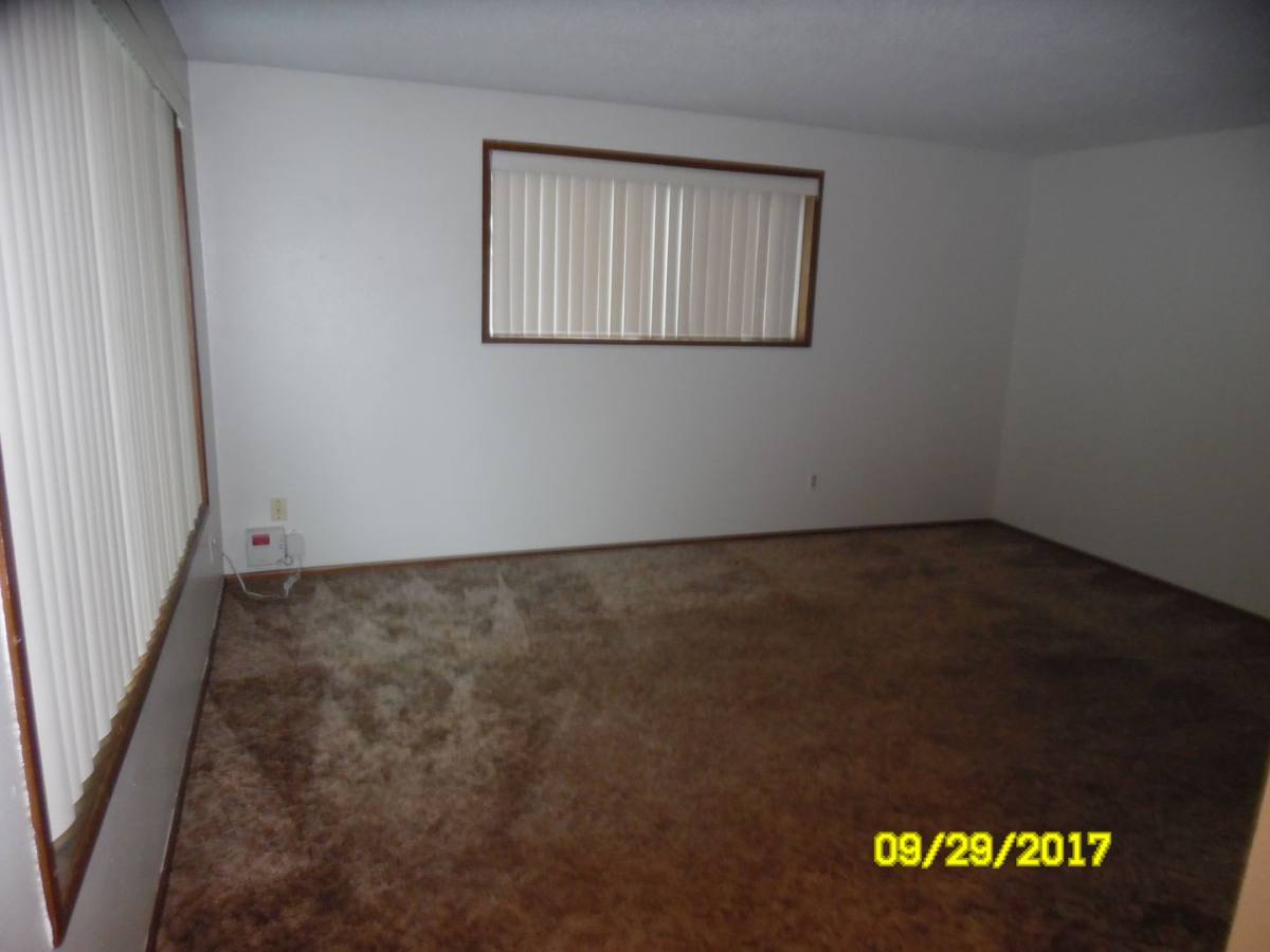 Apartment for rent at 245 NW 19th & 1910 Birch, McMinnville, OR 97128