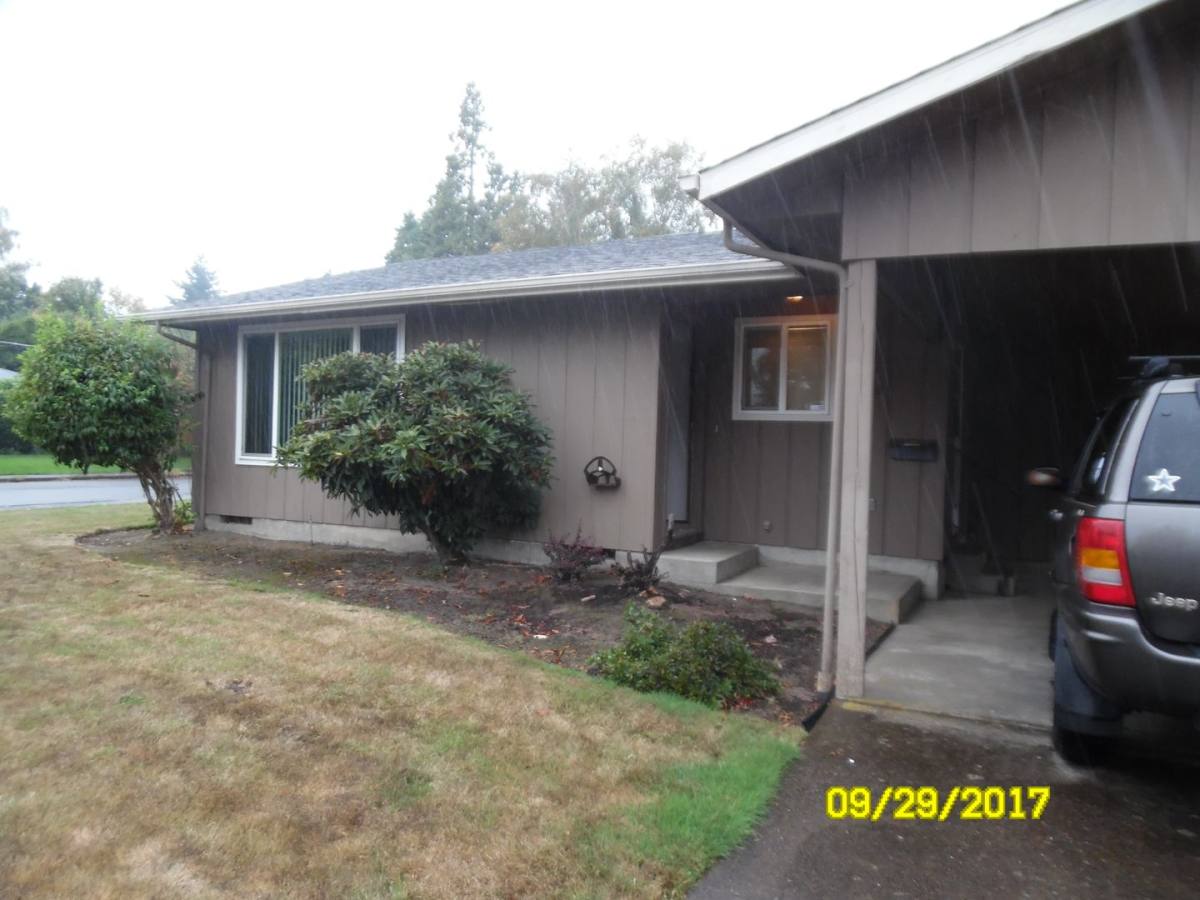 Apartment for rent at 245 NW 19th & 1910 Birch, McMinnville, OR 97128