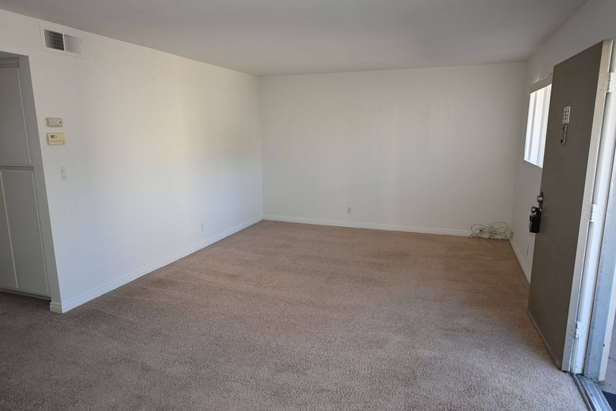 Apartment for rent at 812 S Marengo Ave, Pasadena, CA 91106