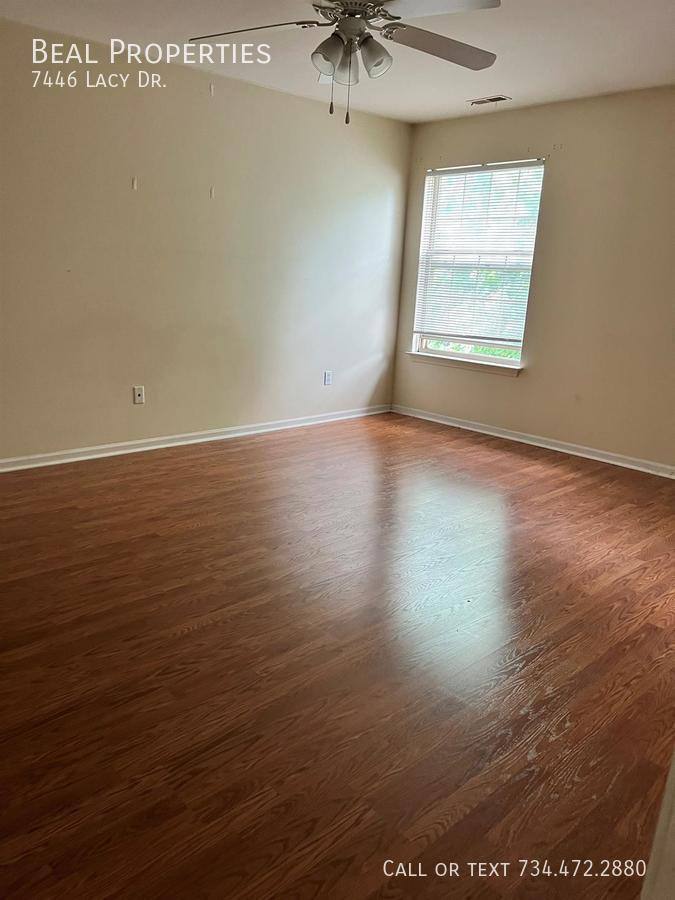Apartment for rent at 7446 Lacy Dr, Belleville, MI 48111