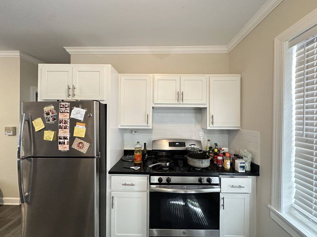 Apartment for rent at 6485 W Roscoe #S4, Chicago, IL 60657