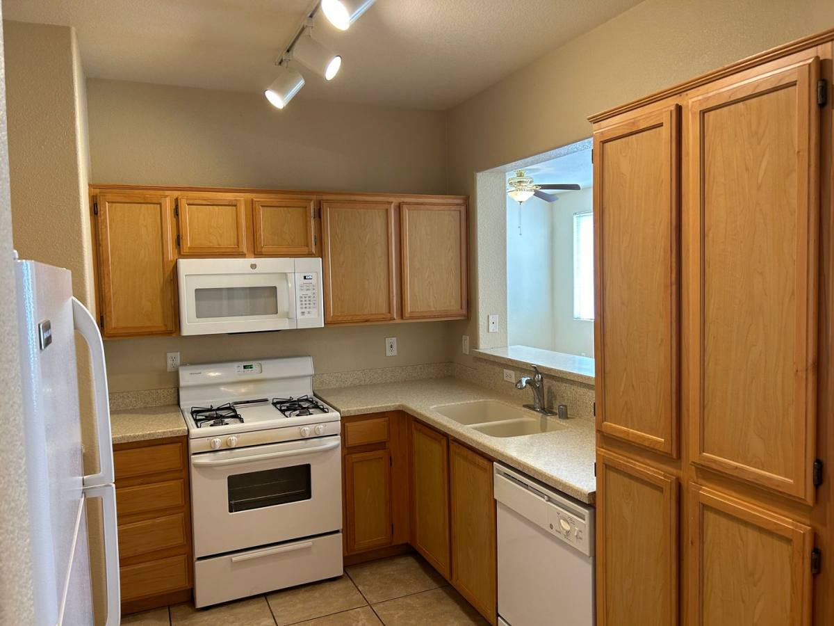 House for rent at 3840 Belle Glade St #101, Las Vegas, NV 89129