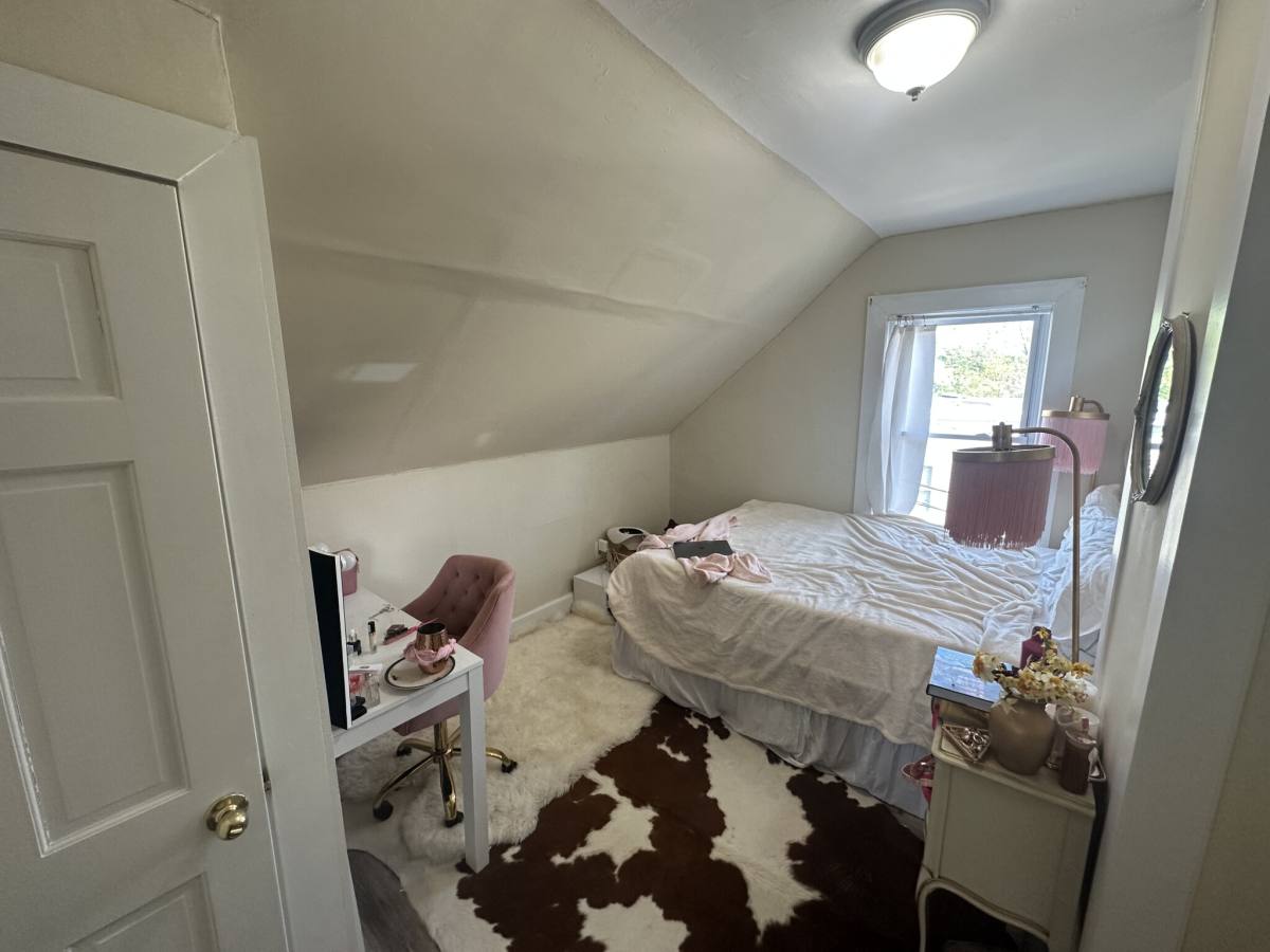 Apartment for rent at 11 Andrew St #2, Cambridge, MA 02139