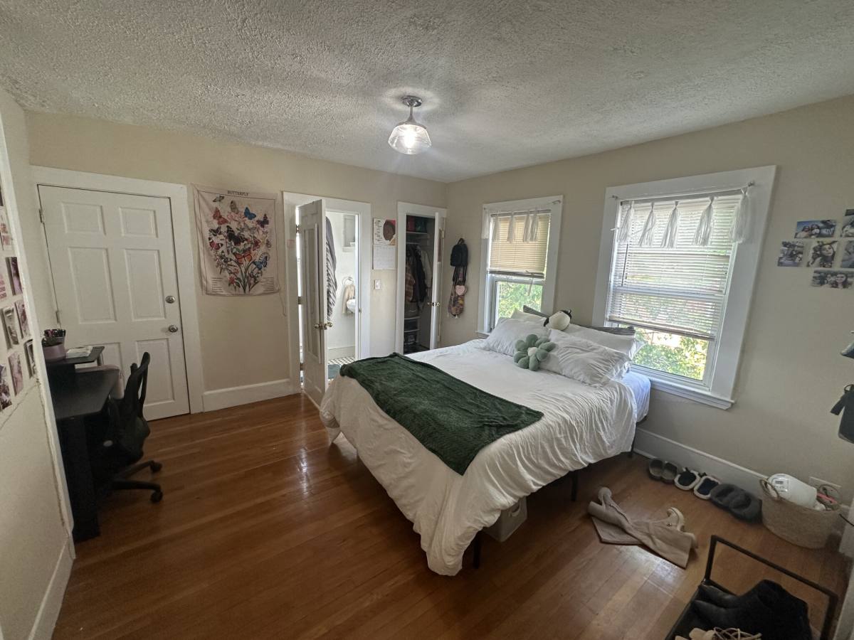 Apartment for rent at 11 Andrew St #2, Cambridge, MA 02139