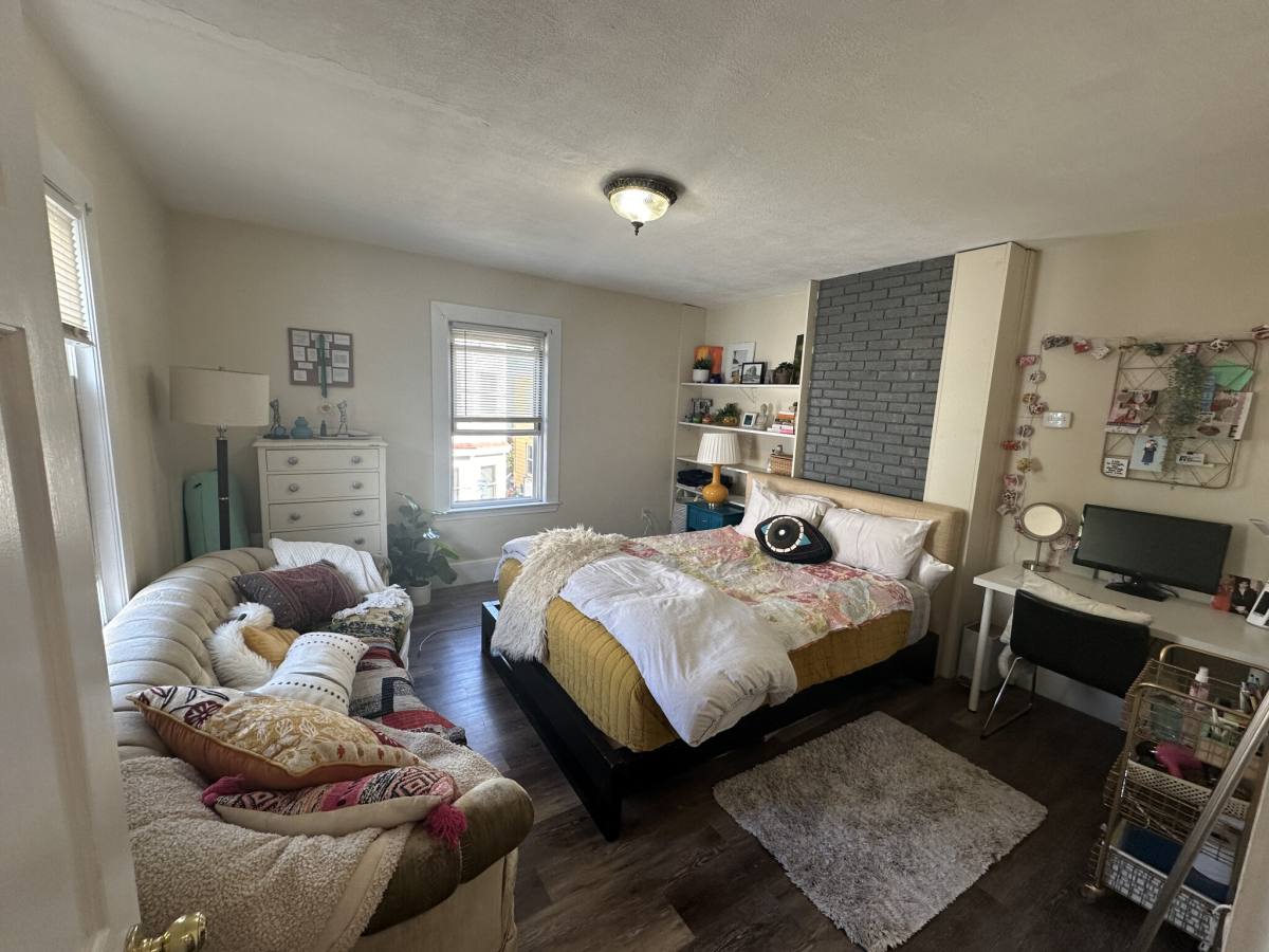 Apartment for rent at 11 Andrew St #2, Cambridge, MA 02139