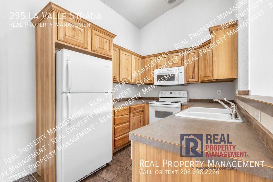 Townhouse for rent at 295 La Valle Strada, Pocatello, ID 83201