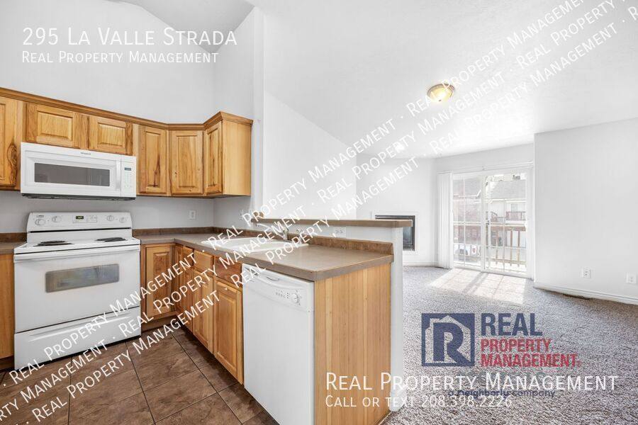 Townhouse for rent at 295 La Valle Strada, Pocatello, ID 83201