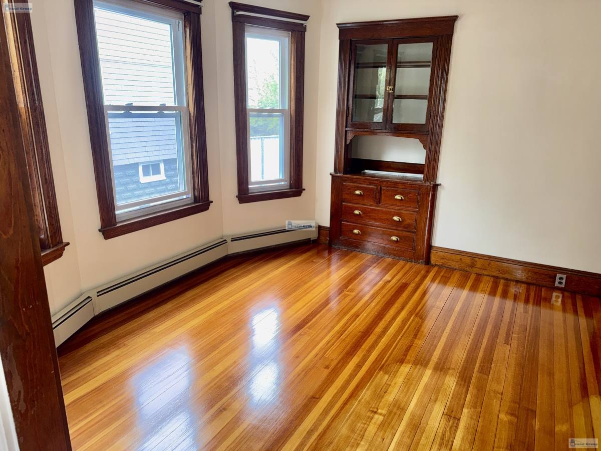 Apartment for rent at 66 Cleveland #1, Arlington, MA 02474