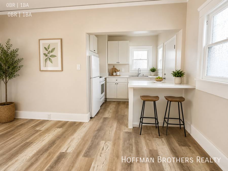Apartment for rent at 333 W 4th St #9, Long Beach, CA 90802