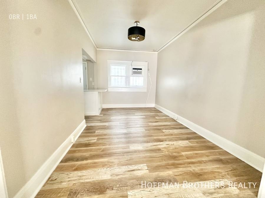Apartment for rent at 333 W 4th St #9, Long Beach, CA 90802
