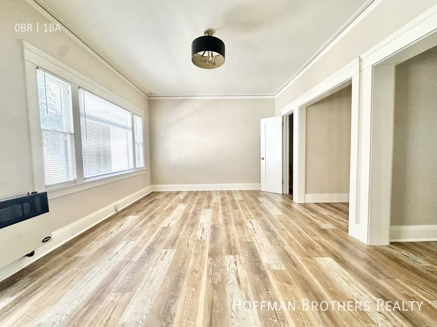 Apartment for rent at 333 W 4th St #9, Long Beach, CA 90802