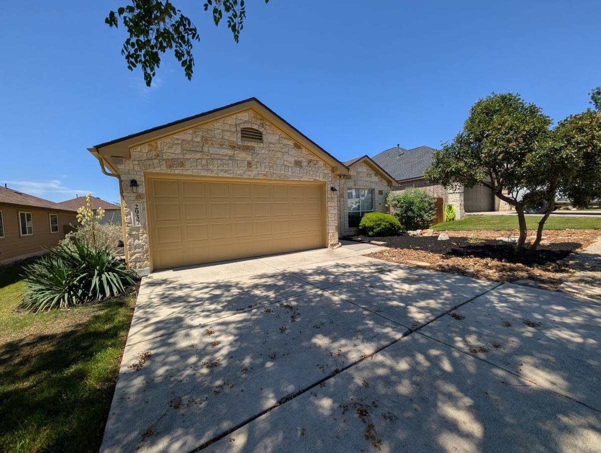 House for rent at 2937 Post Oak Circle, New Braunfels, TX 78130