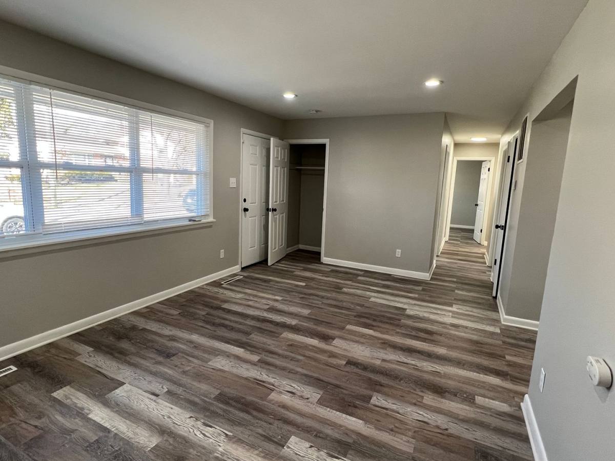 House for rent at 1660 Huxley Dr, Columbus, OH 43227
