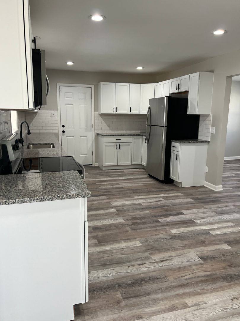 House for rent at 1660 Huxley Dr, Columbus, OH 43227