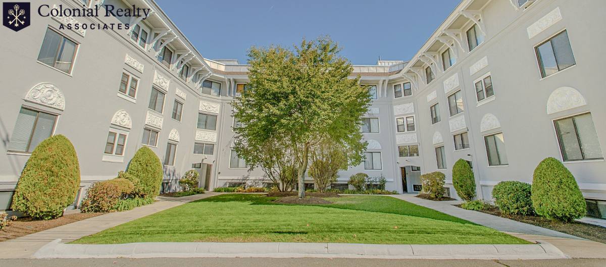 Apartment for rent at 230 Walnut St #31A, Newtonville, MA 02460