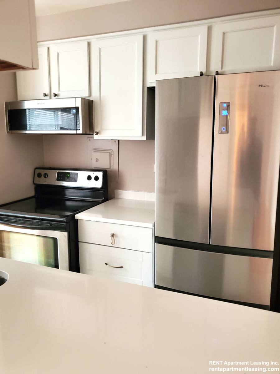 Apartment for rent at 3825 N Pine Grove #407, Chicago, IL 60613