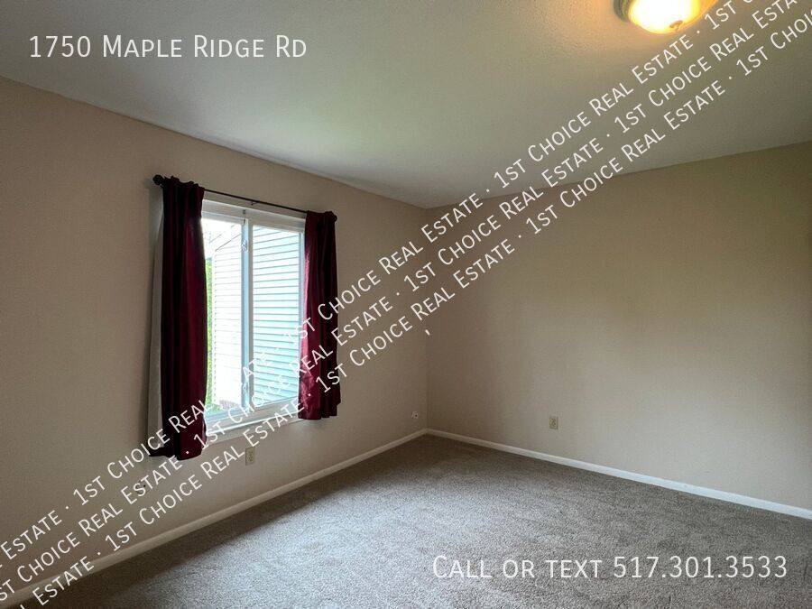 Townhouse for rent at 1750 Maple Ridge Rd, Haslett, MI 48840