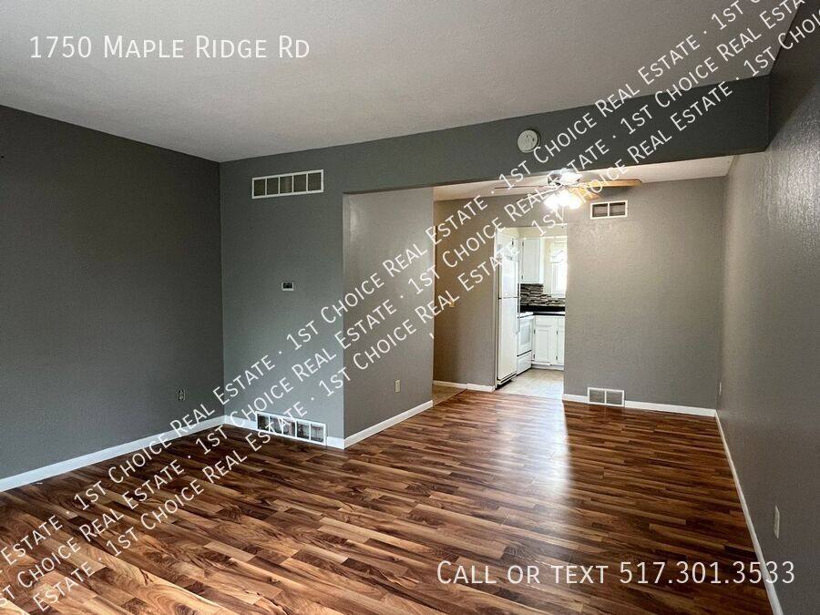 Townhouse for rent at 1750 Maple Ridge Rd, Haslett, MI 48840