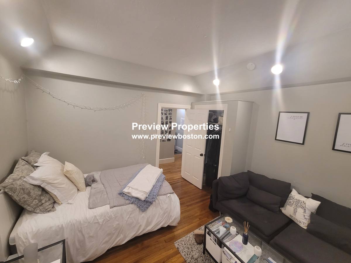 Apartment for rent at 1997 Commonwealth Ave #1, Brighton, MA 02135