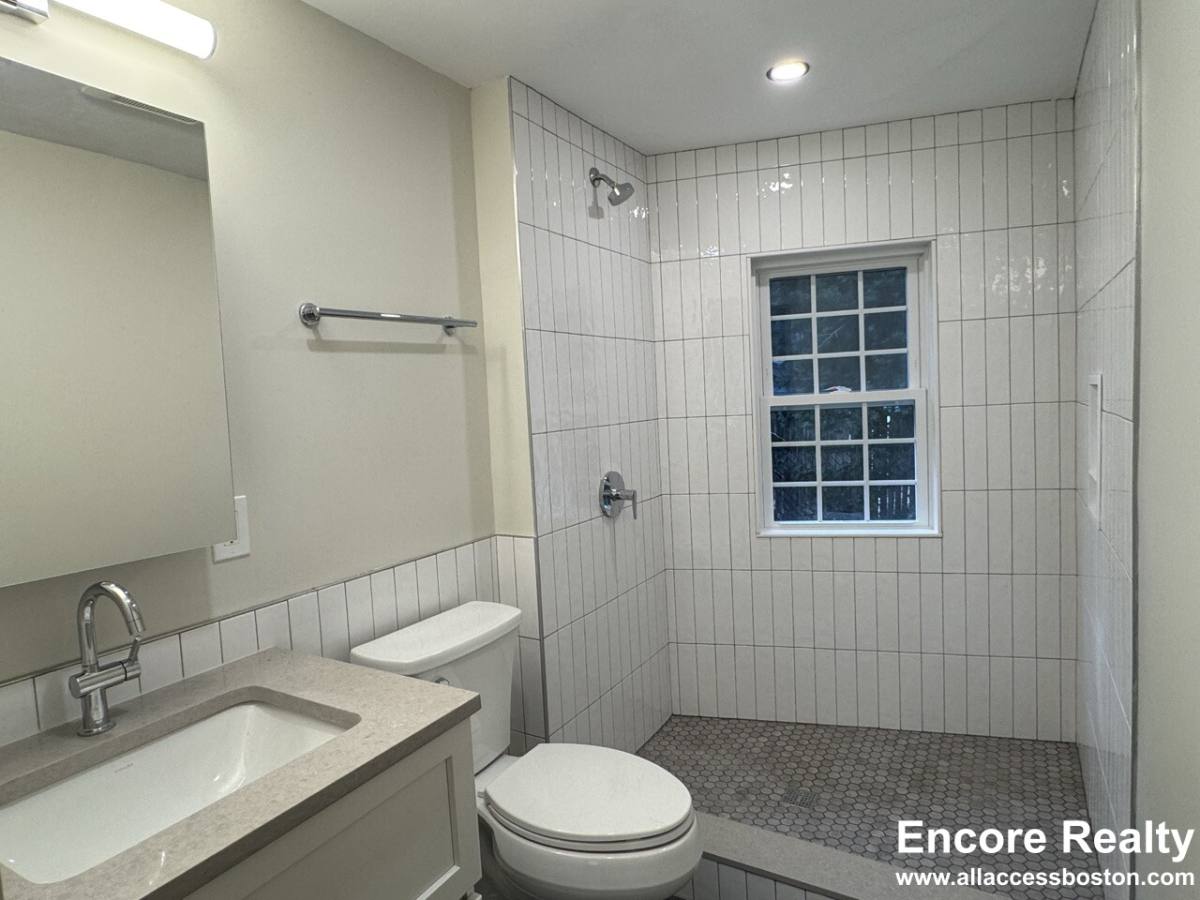 Apartment for rent at 38 Gibson St #5D, Cambridge, MA 02138