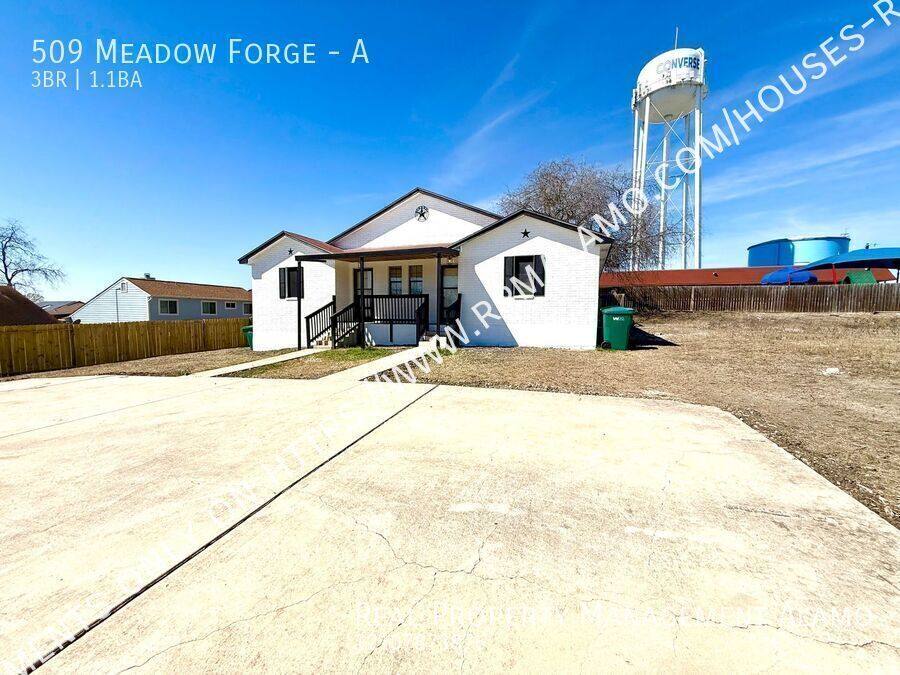 Apartment for rent at 509 Meadow Forge #A, Converse, TX 78109