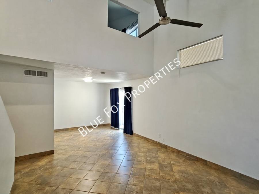 Townhouse for rent at 880 E Peppergrass Lane, Tucson, AZ 85719
