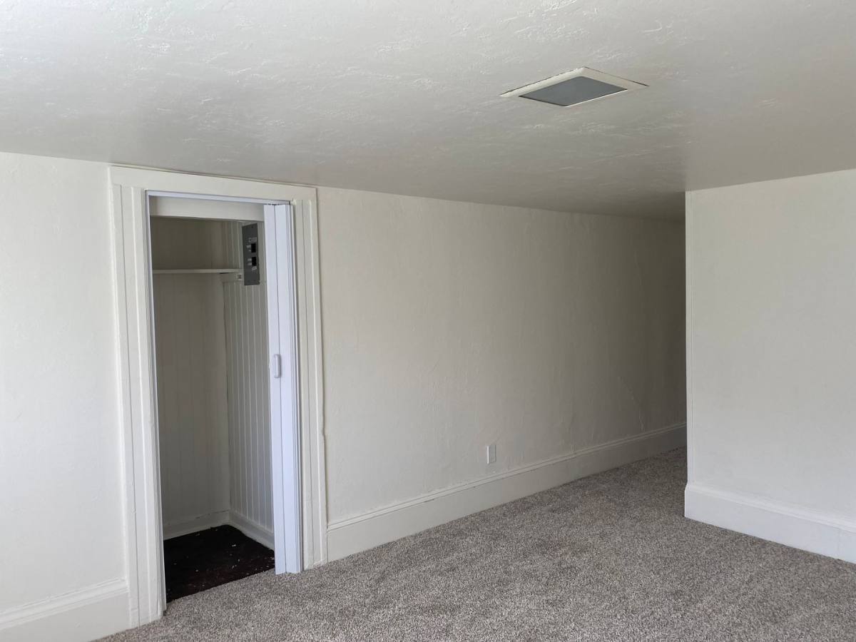 Apartment for rent at 2008 Pacific Ave, Alameda, CA 94501