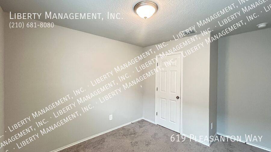 House for rent at 619 Pleasanton Way, San Antonio, TX 78221