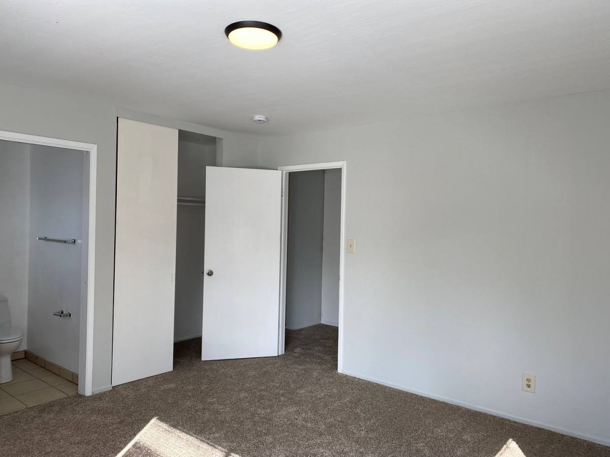 Apartment for rent at 1619 Broadway, Alameda, CA 94501