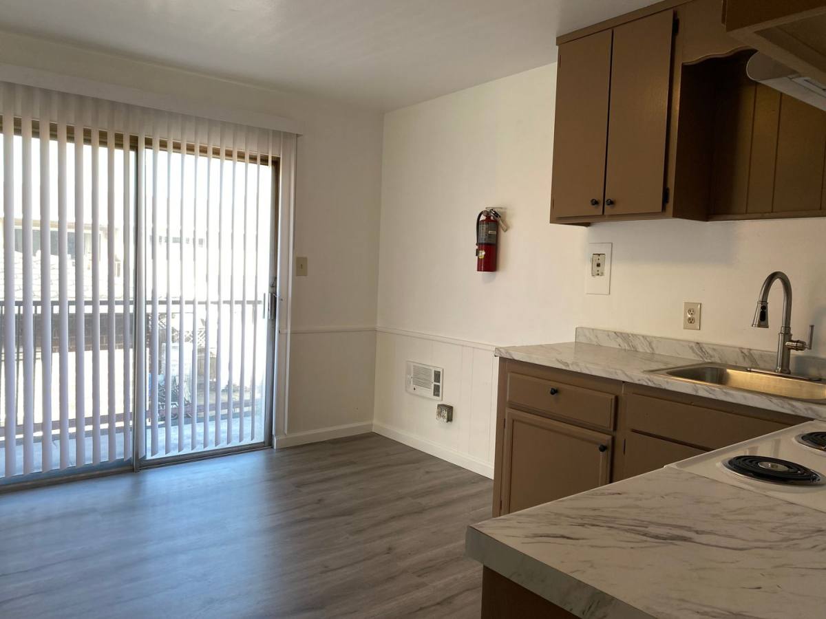Apartment for rent at 1619 Broadway, Alameda, CA 94501