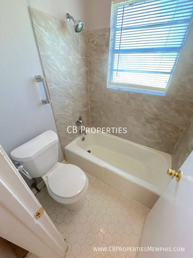 House for rent at 4811 Bradford Dr, Memphis, TN 38109