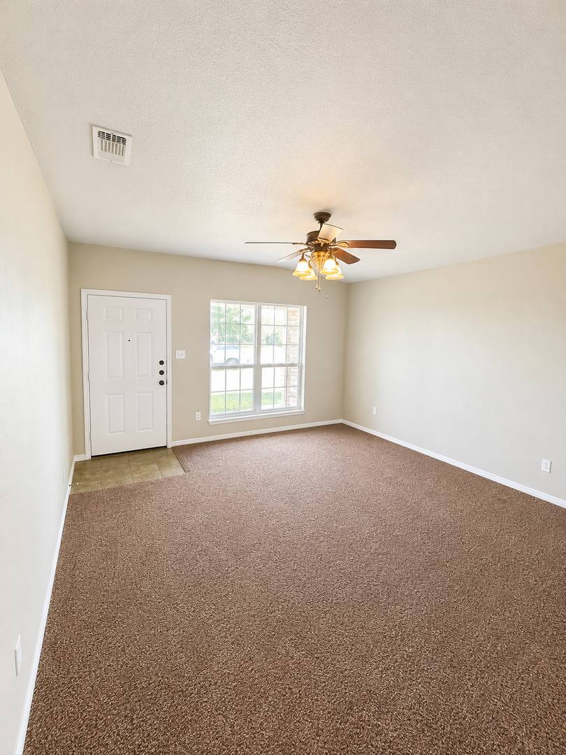 Apartment for rent at 2704 Vernice Lp, Killeen, TX 76549