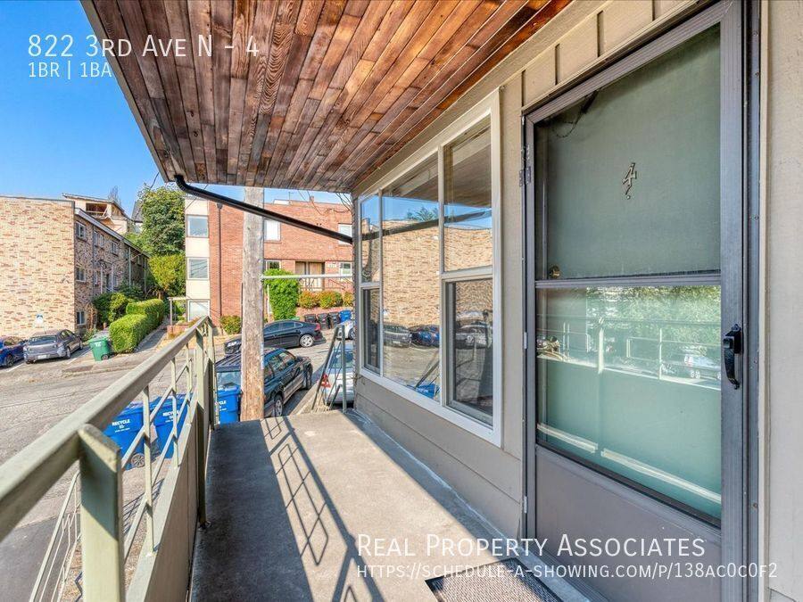 Apartment for rent at 822 3rd Ave N #4, Seattle, WA 98109