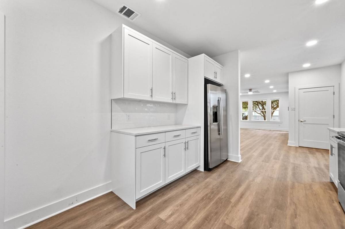 House for rent at 910 W 22nd 1 2 St, Austin, TX 78705
