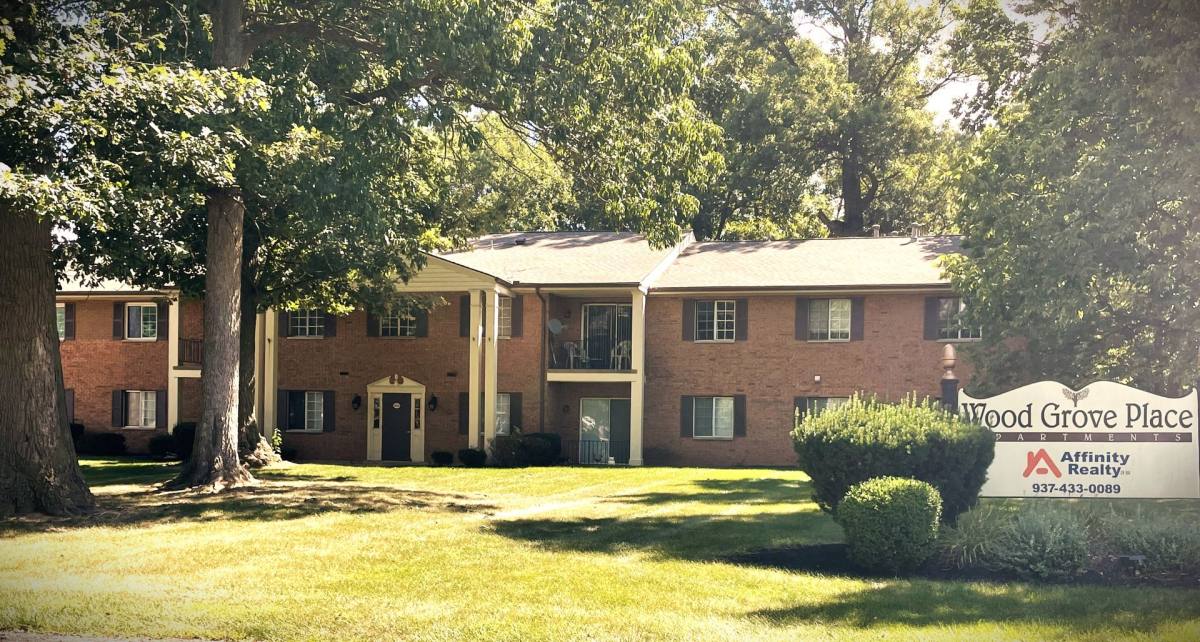 Apartment for rent at 200-301 Jamestown Circle, Dayton, OH 45458