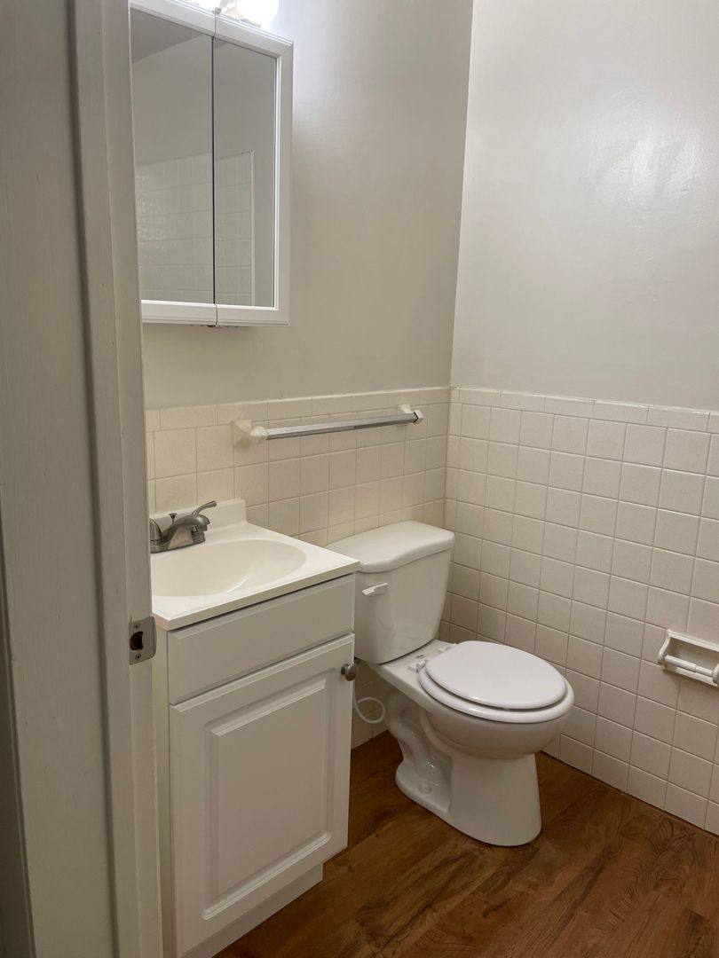 Apartment for rent at 200-301 Jamestown Circle, Dayton, OH 45458