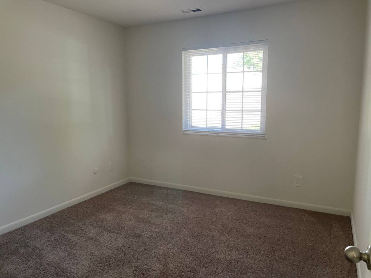 Apartment for rent at 200-301 Jamestown Circle, Dayton, OH 45458
