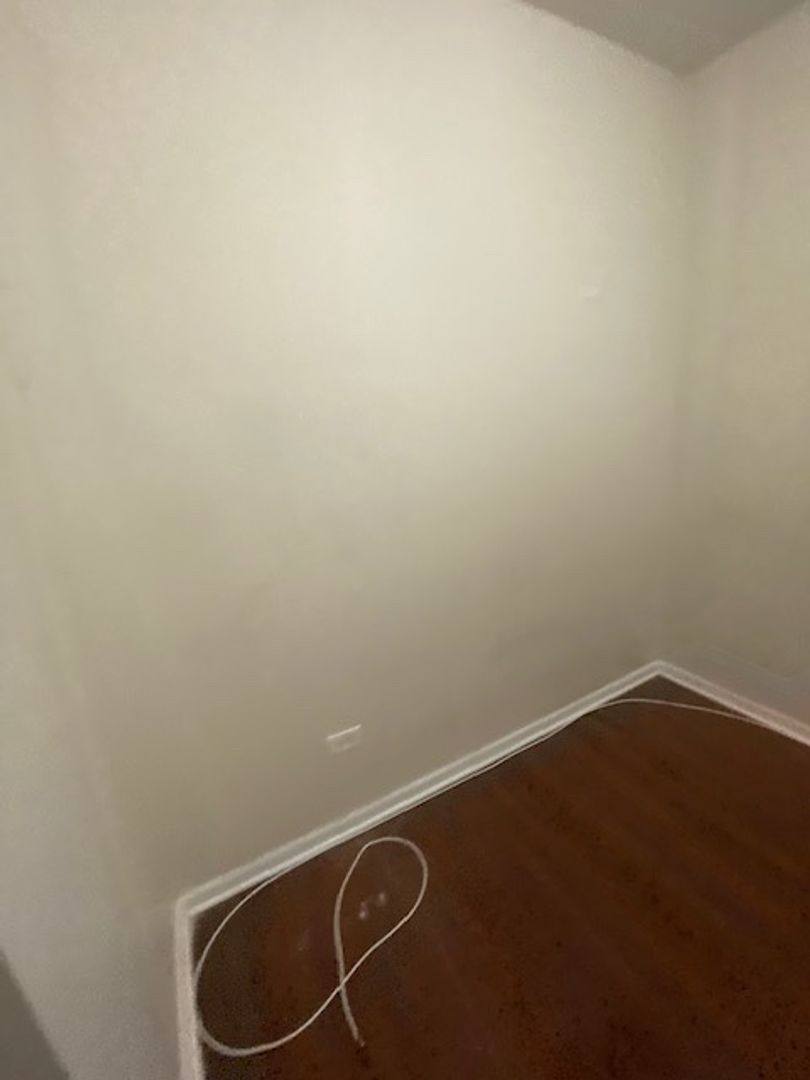 Apartment for rent at 7654 S Colfax Ave, Chicago, IL 60649